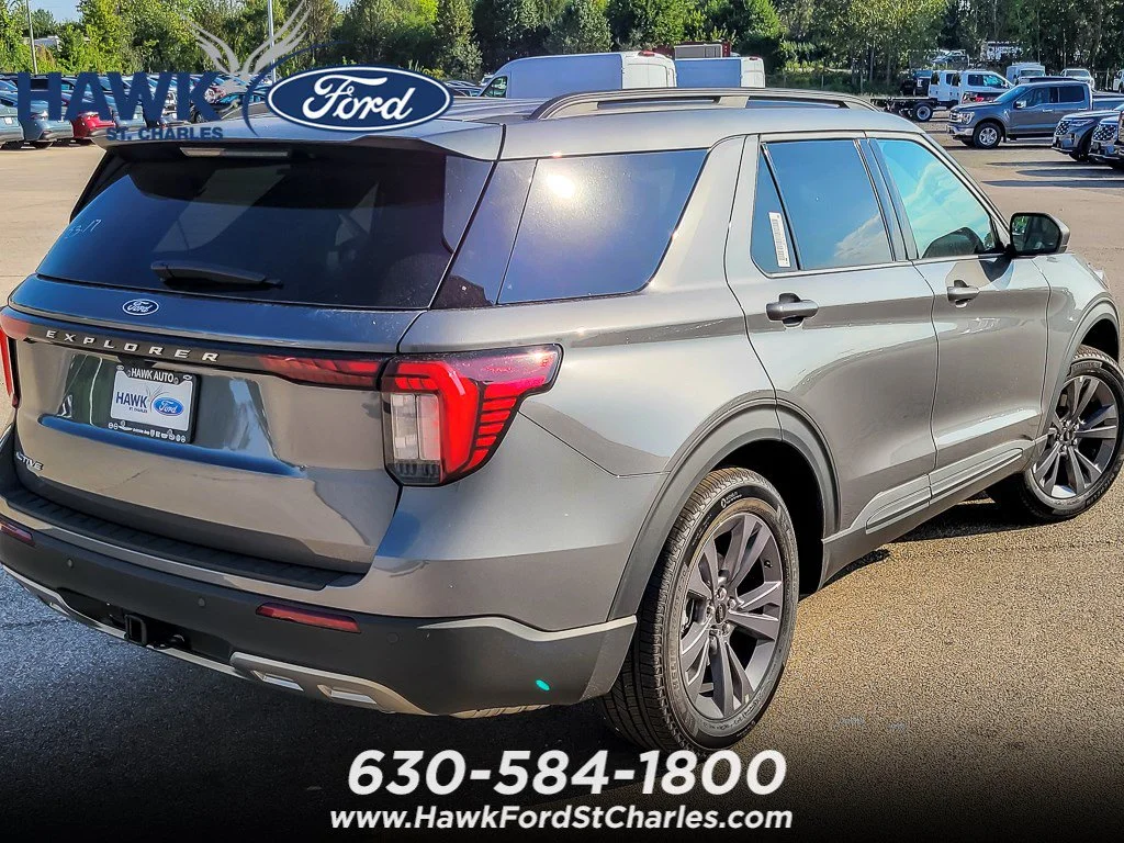 New 2027 Carbonized Gray Metallic Ford 4DR 4WD ACTIVE image 6
