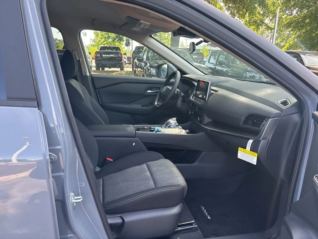 New 2026 Boulder Gray Pearl Nissan SV image 17