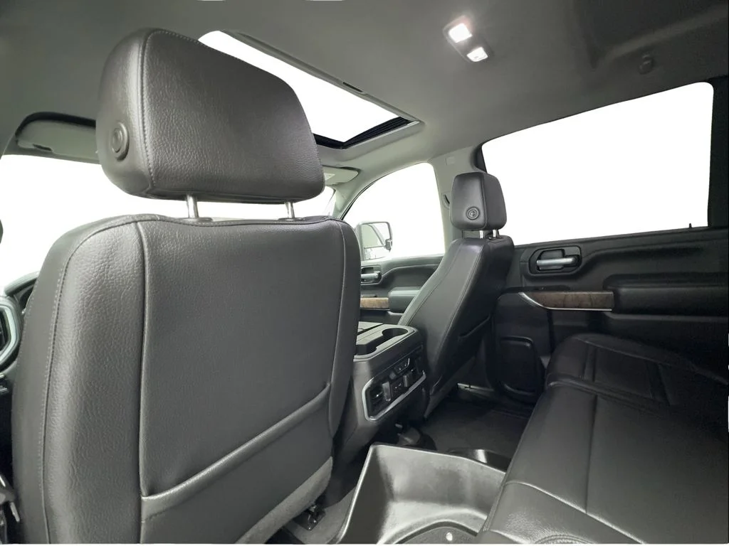 Used 2021 Black GMC Denali image 25
