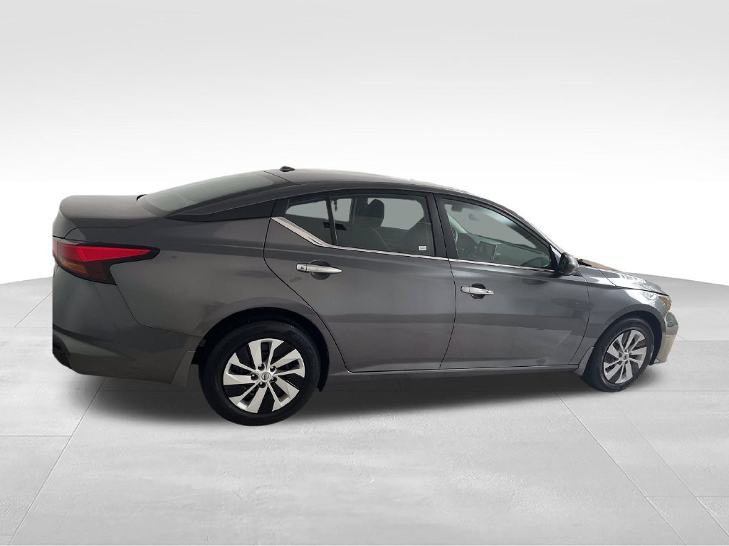 Used 2025 Gray Nissan 2.5 S image 6