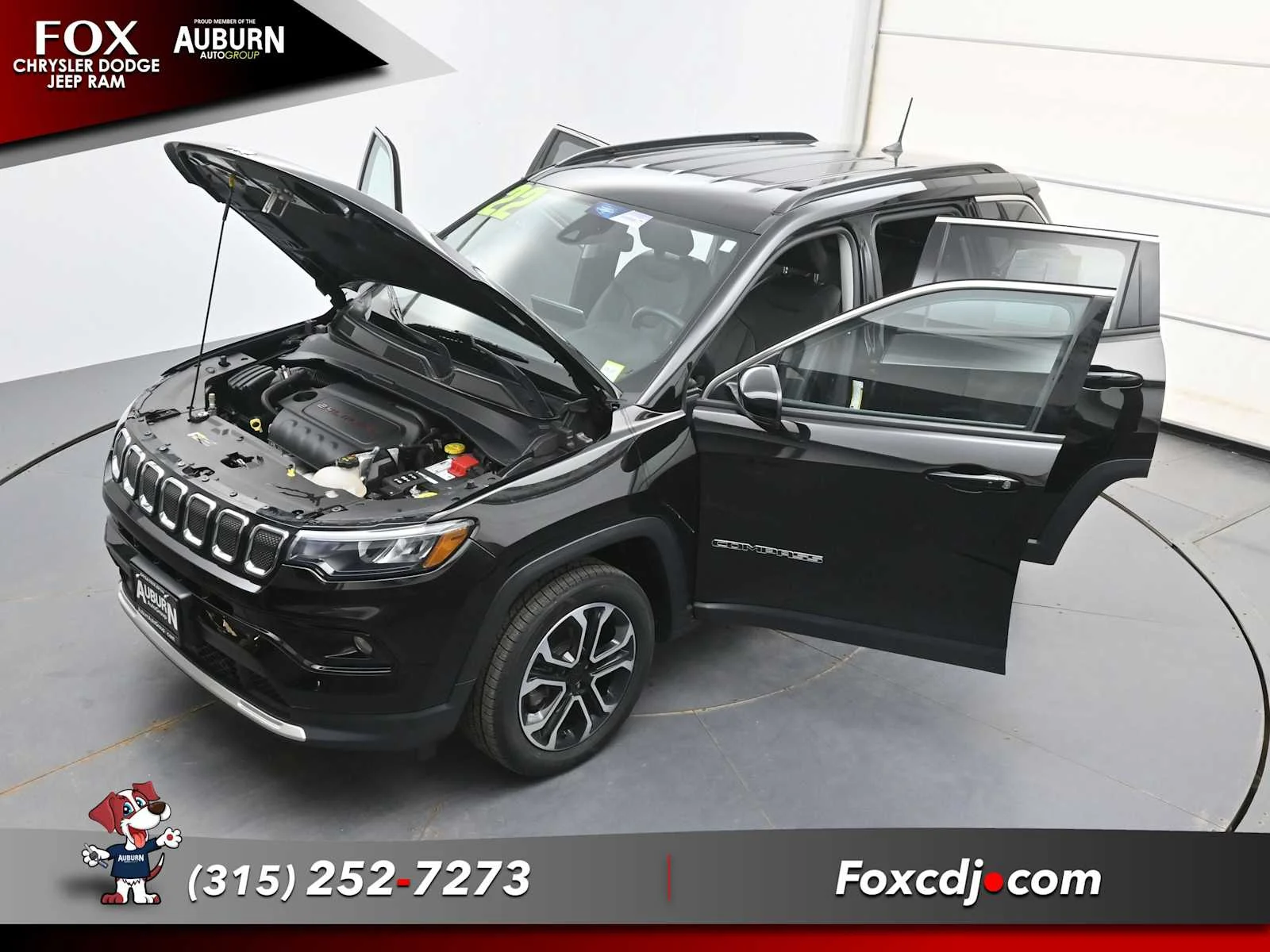 Used 2022 Diamond Black Crystal Pearlcoat Jeep Limited image 36