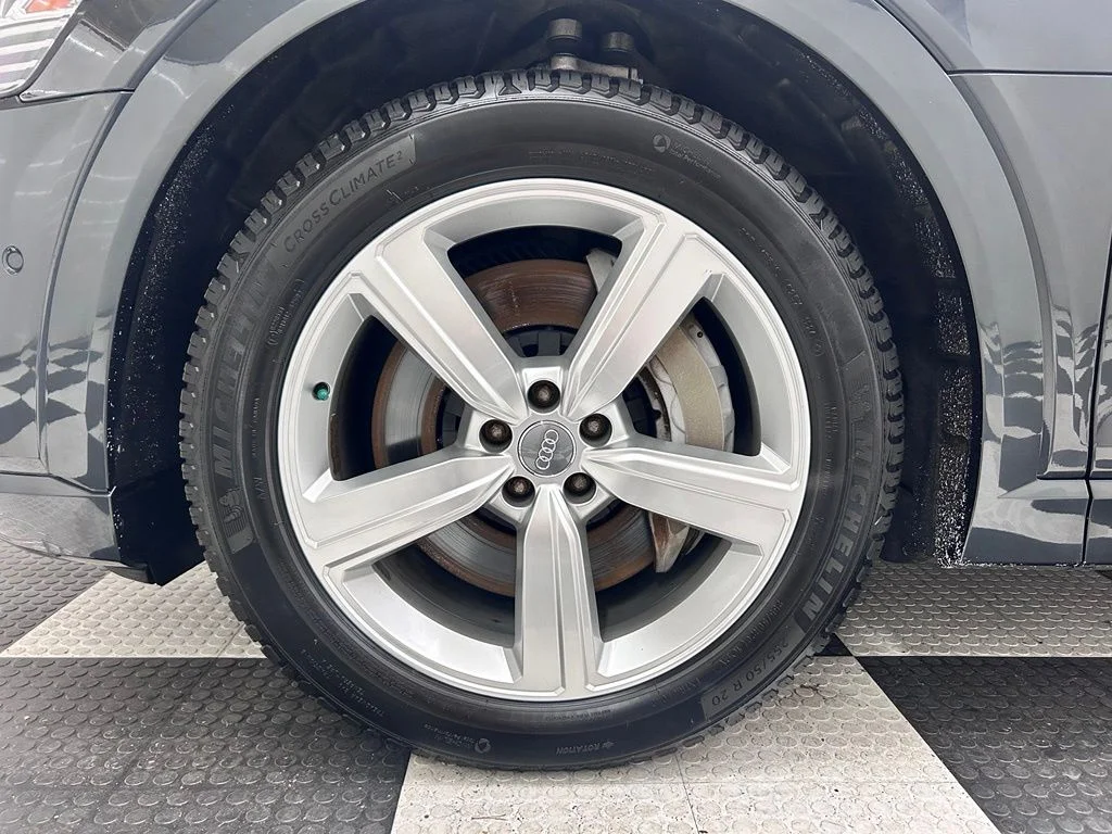 Used 2019 Gray Audi Premium Plus image 8