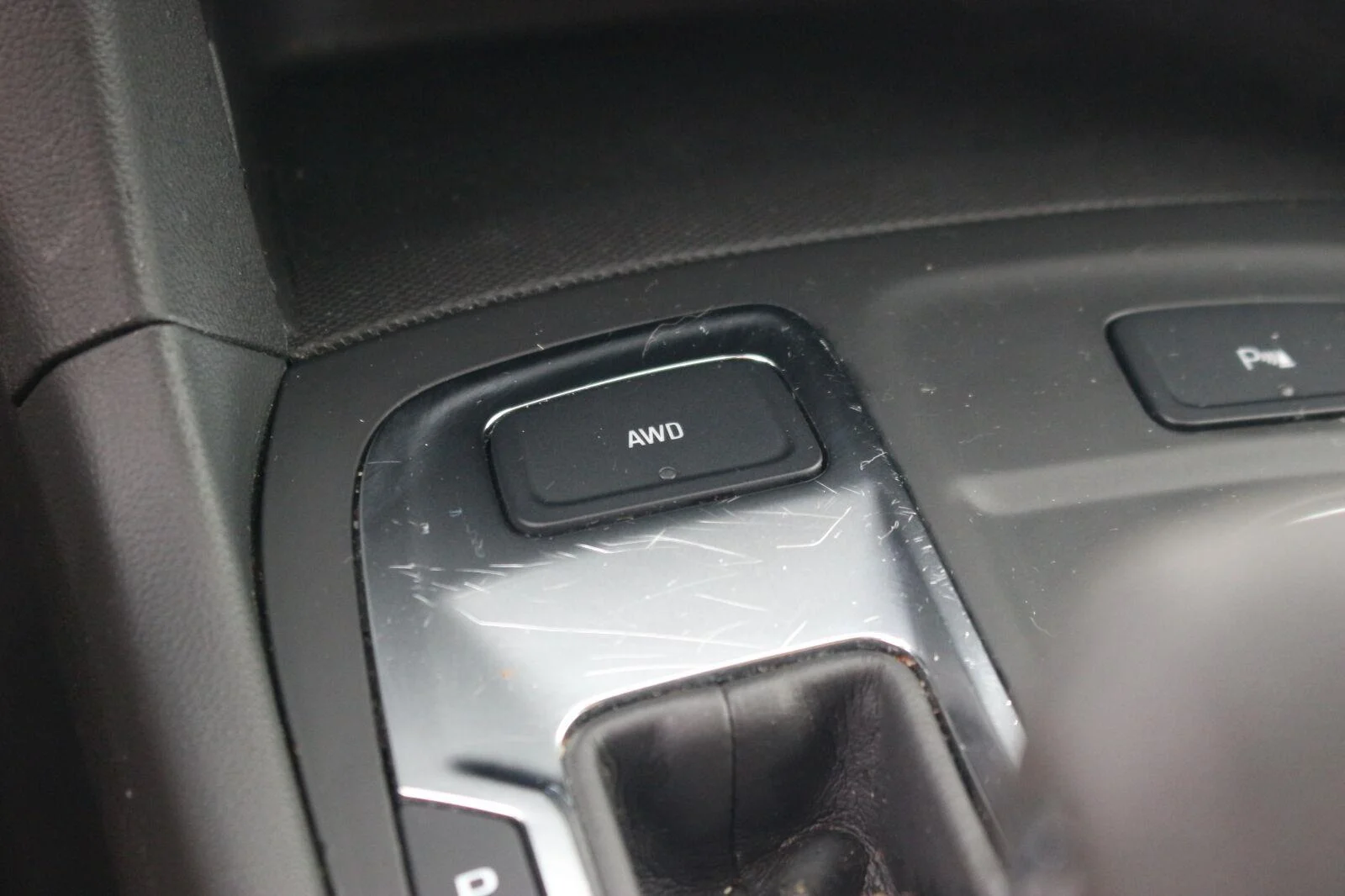 Used 2024 Sterling Gray Metallic Chevrolet LT image 30