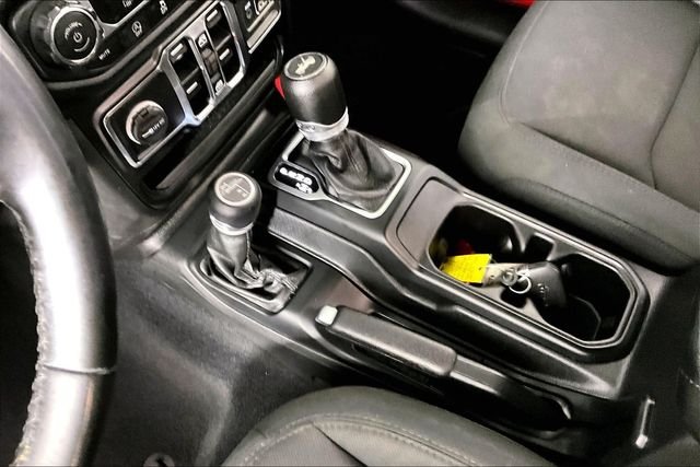 Used 2022 Red Jeep Unlimited Sport Altitude image 17