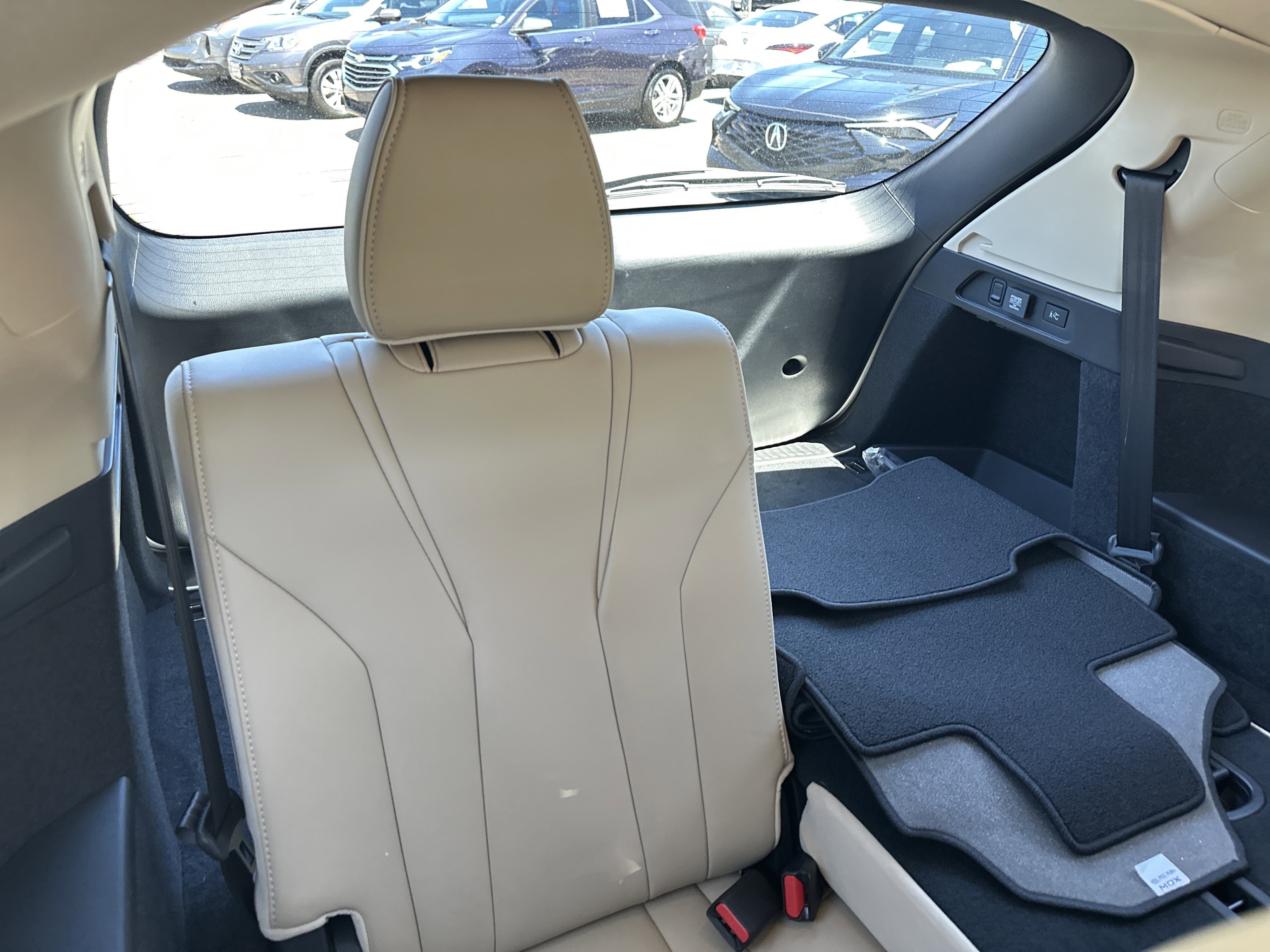 Certified Used 2025 Platinum White Pearl Acura w/Advance Package image 19