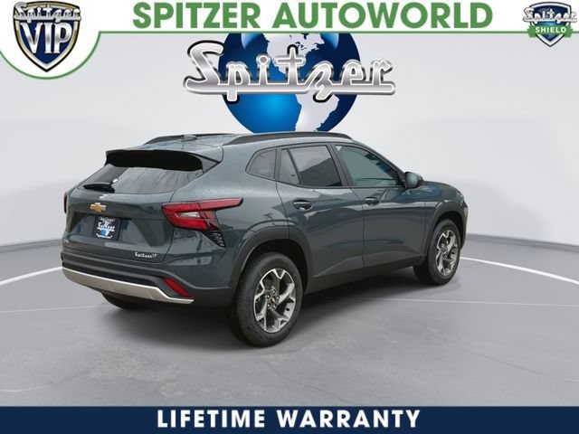 2026 Chevrolet Trax LT - Photo 8