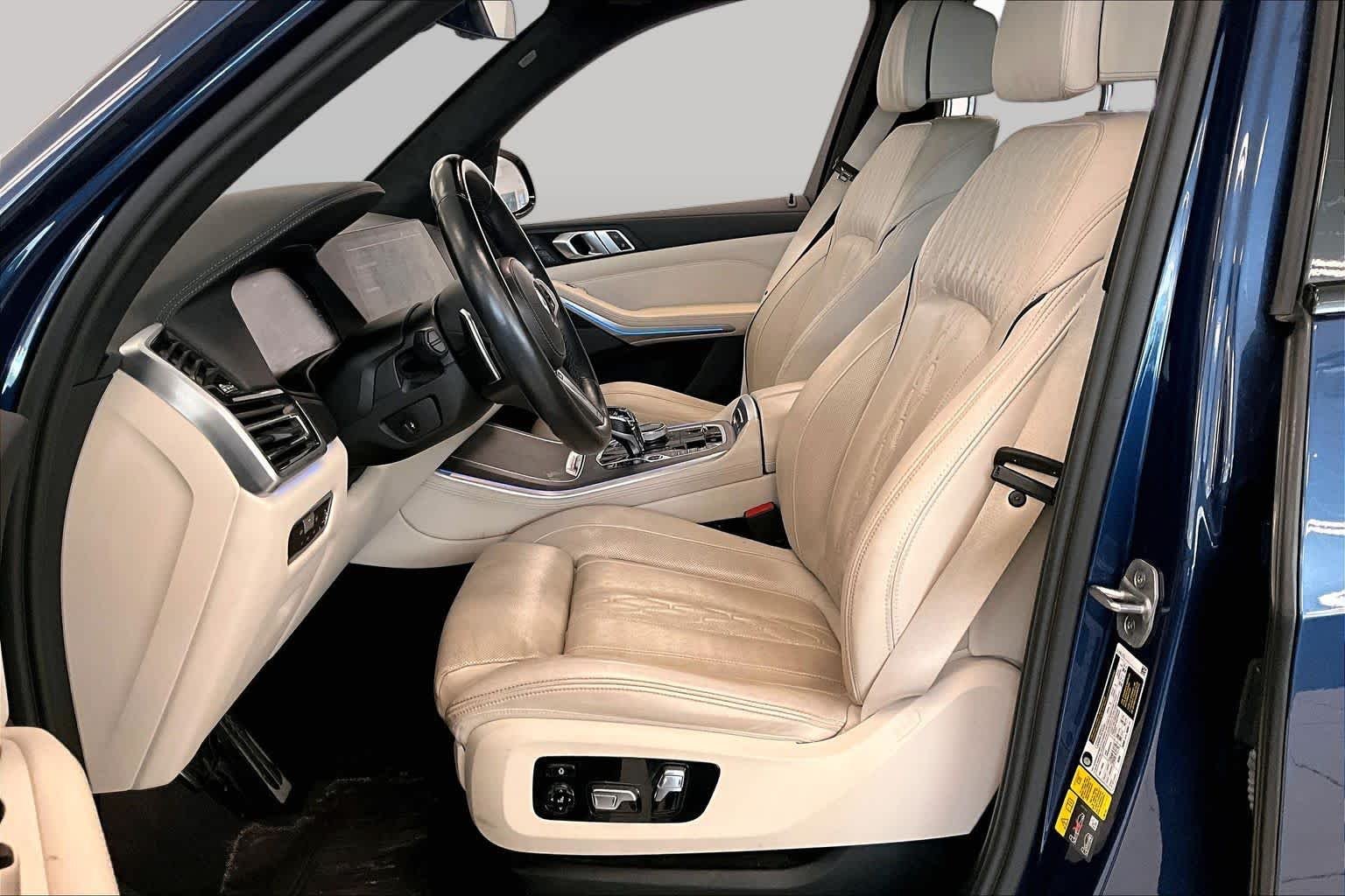 Used 2022 Phytonic Blue Metallic BMW xDrive45e image 7