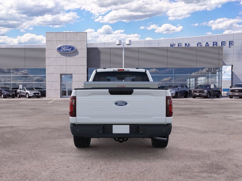 New 2026 Oxford White Ford XL image 5