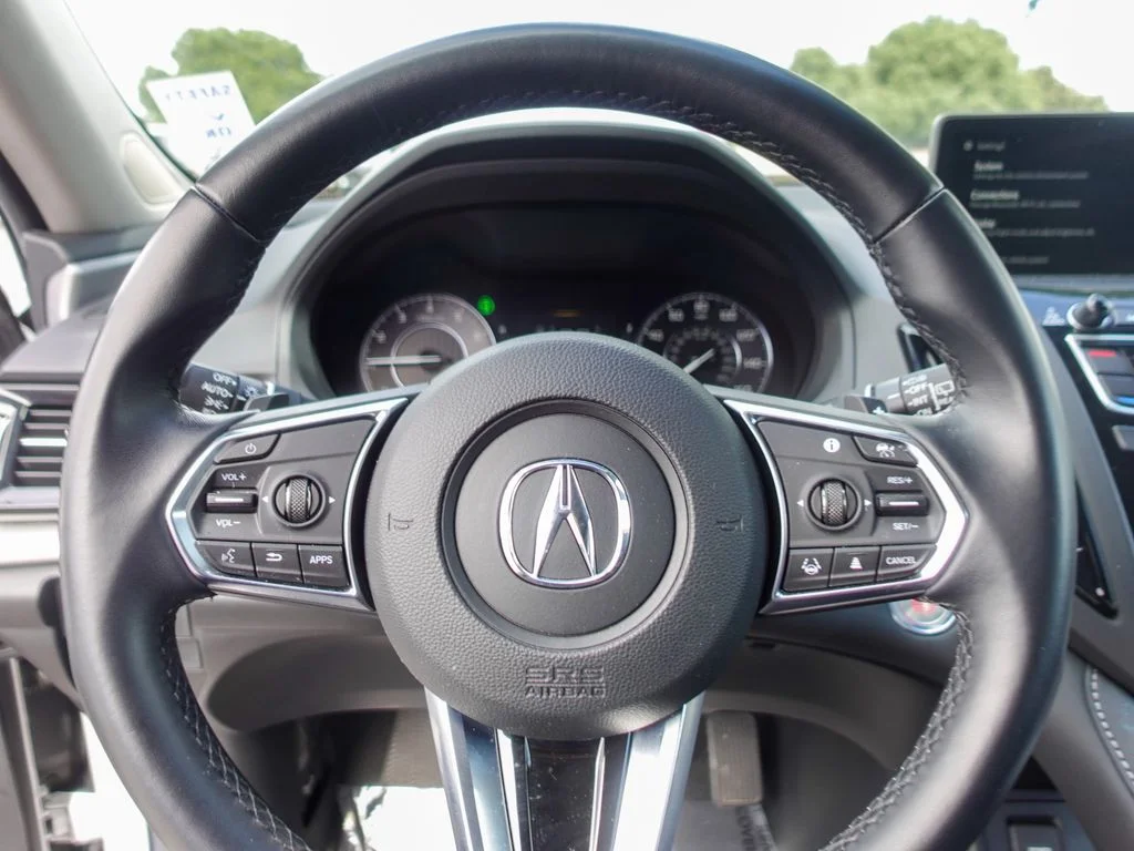 Used 2025 Platinum White Acura Technology Package image 12