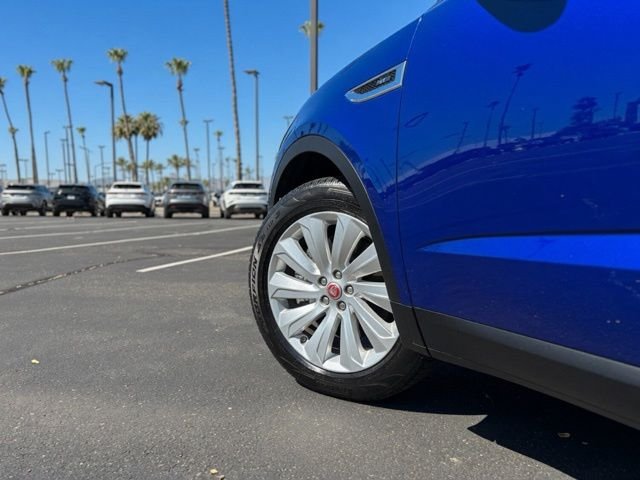 Used 2020 Blue Jaguar SE image 27