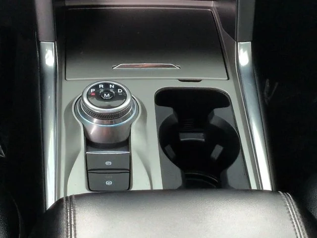 Used 2020 Black Ford Limited image 18