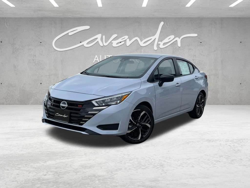 2025 Nissan Versa 1.6 SR CVT's photo