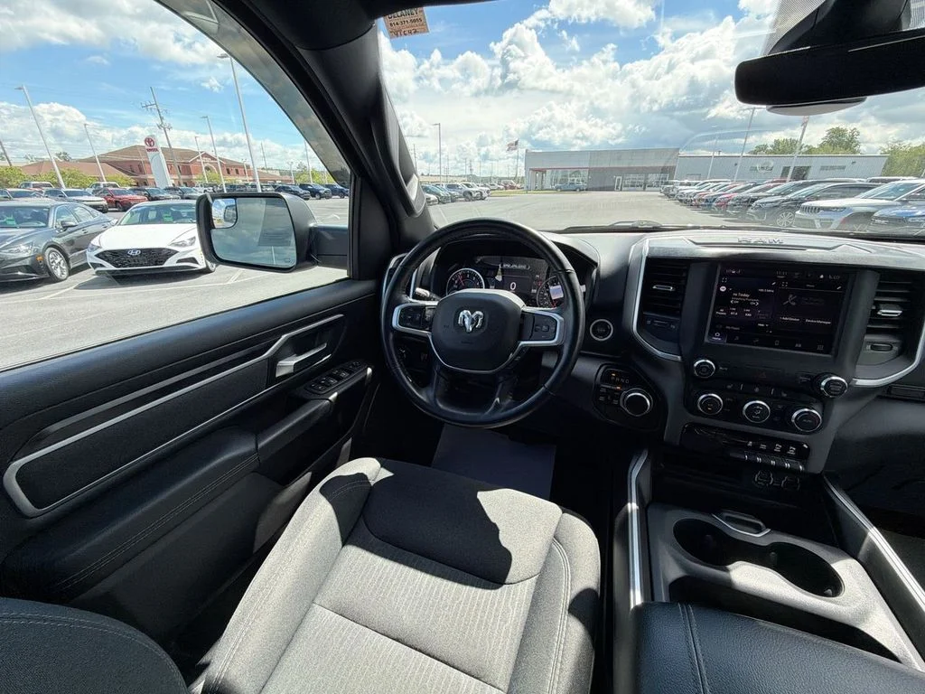Used 2022 Silver Ram Big Horn/Lone Star image 15
