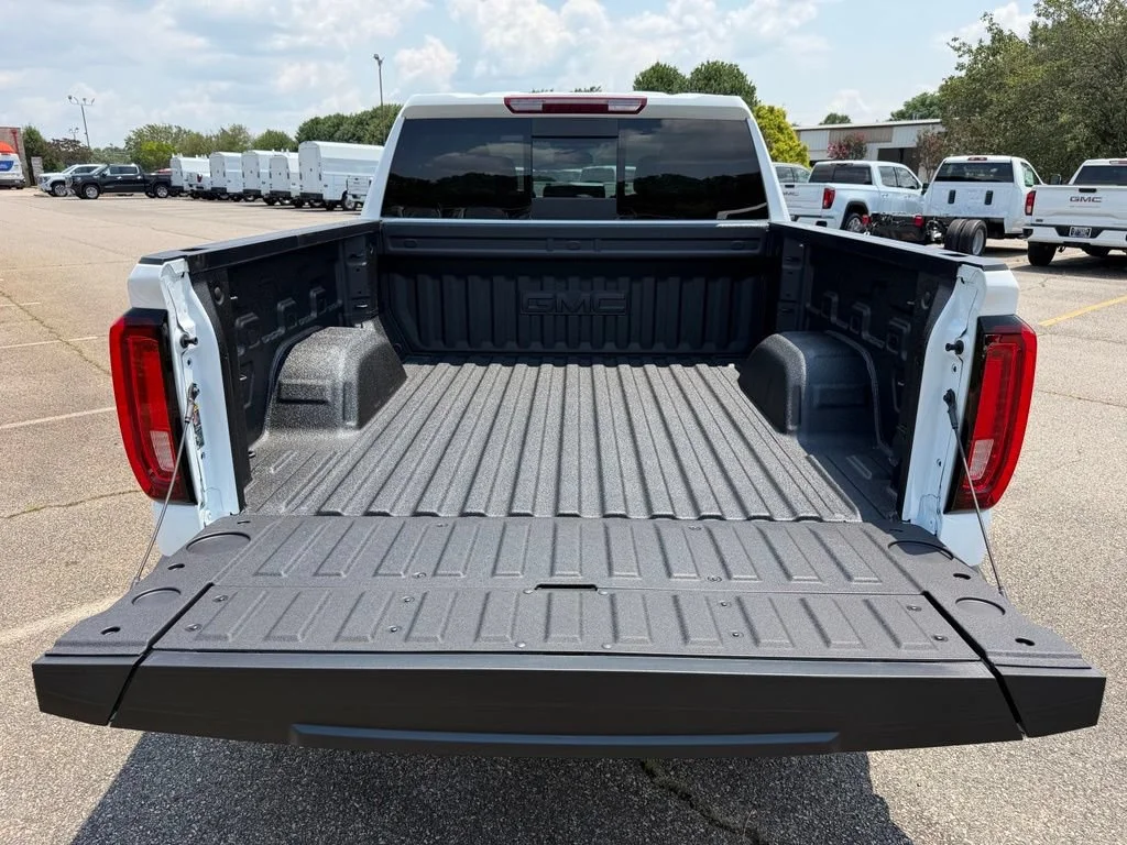 New 2026 Summit White GMC SLT image 21