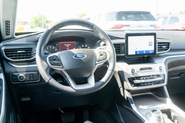 Used 2022 Gray Ford XLT image 13