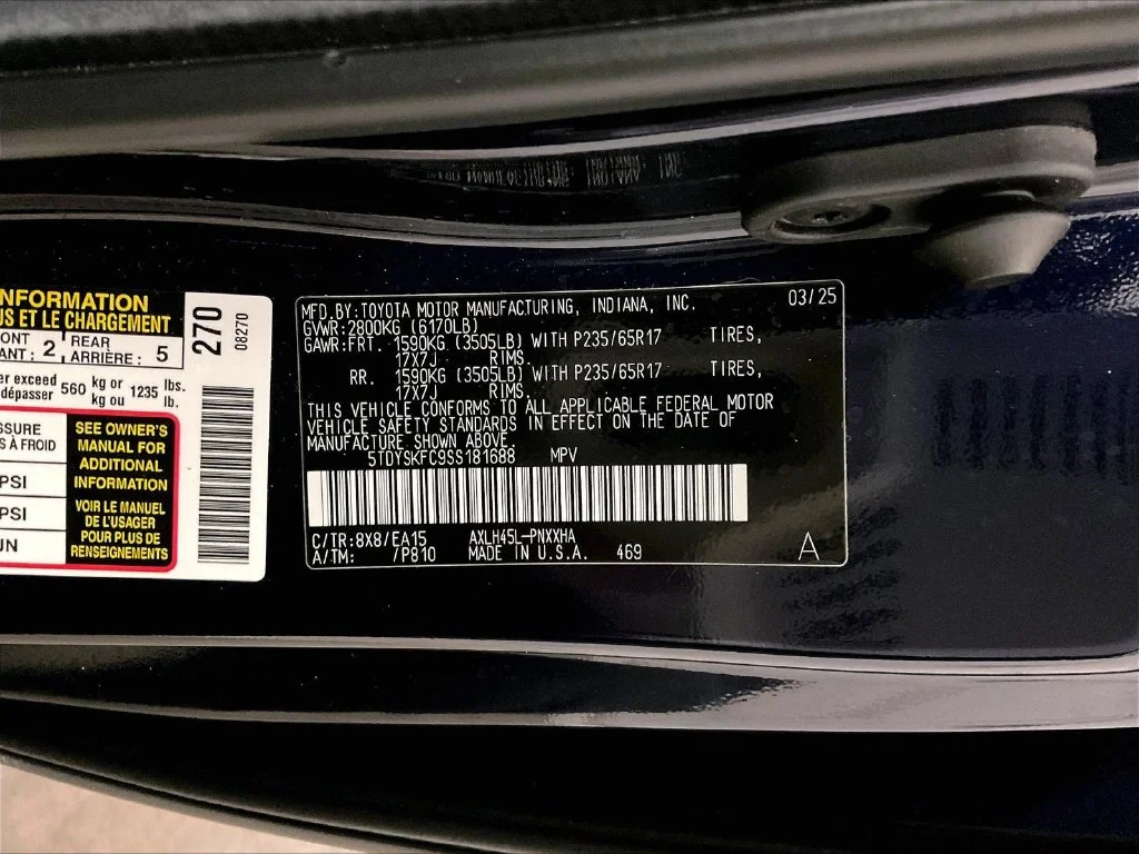 Used 2025 Blue Toyota XLE image 40