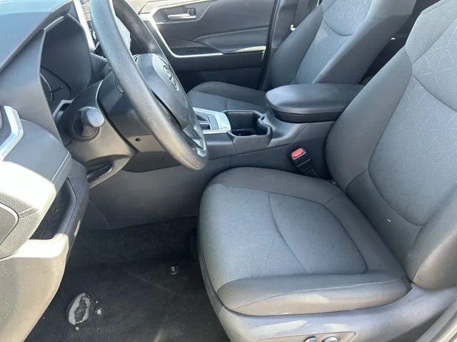 Used 2025 Silver Sky Metallic Toyota XLE image 21