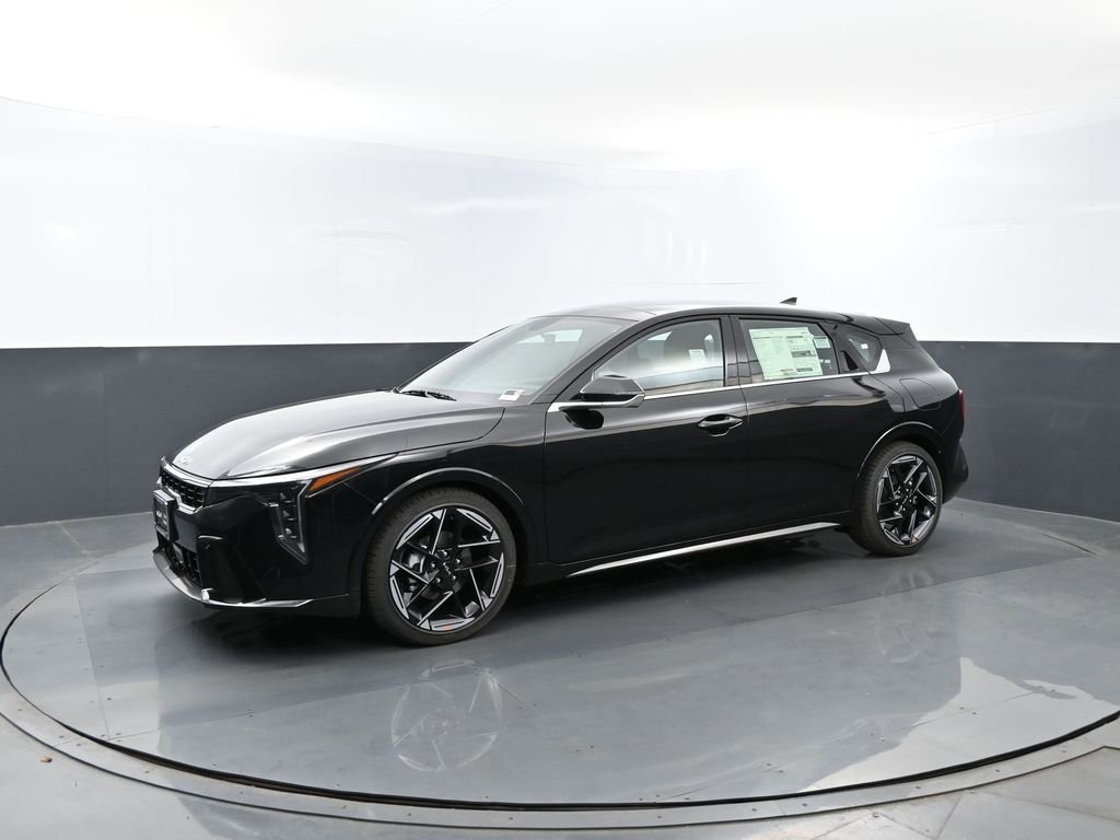 2026 Kia K4 GT-Line AT Hatchback's photo