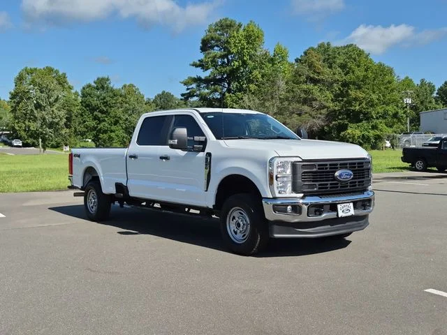 Used 2024 White Ford XL image 15