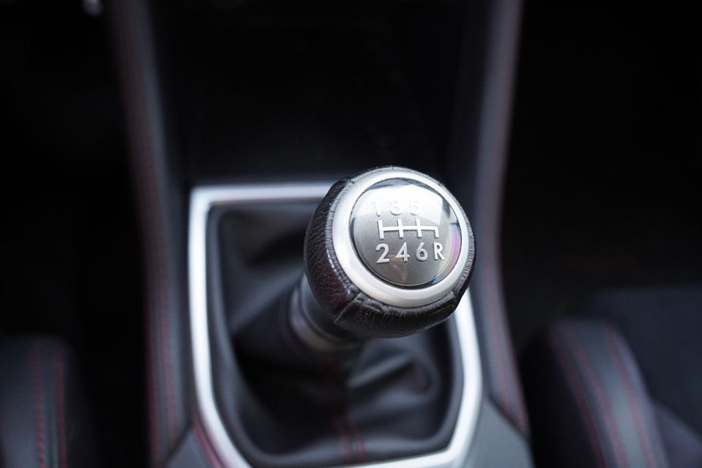 Used 2024 Crystal Black Silica Subaru TR image 7