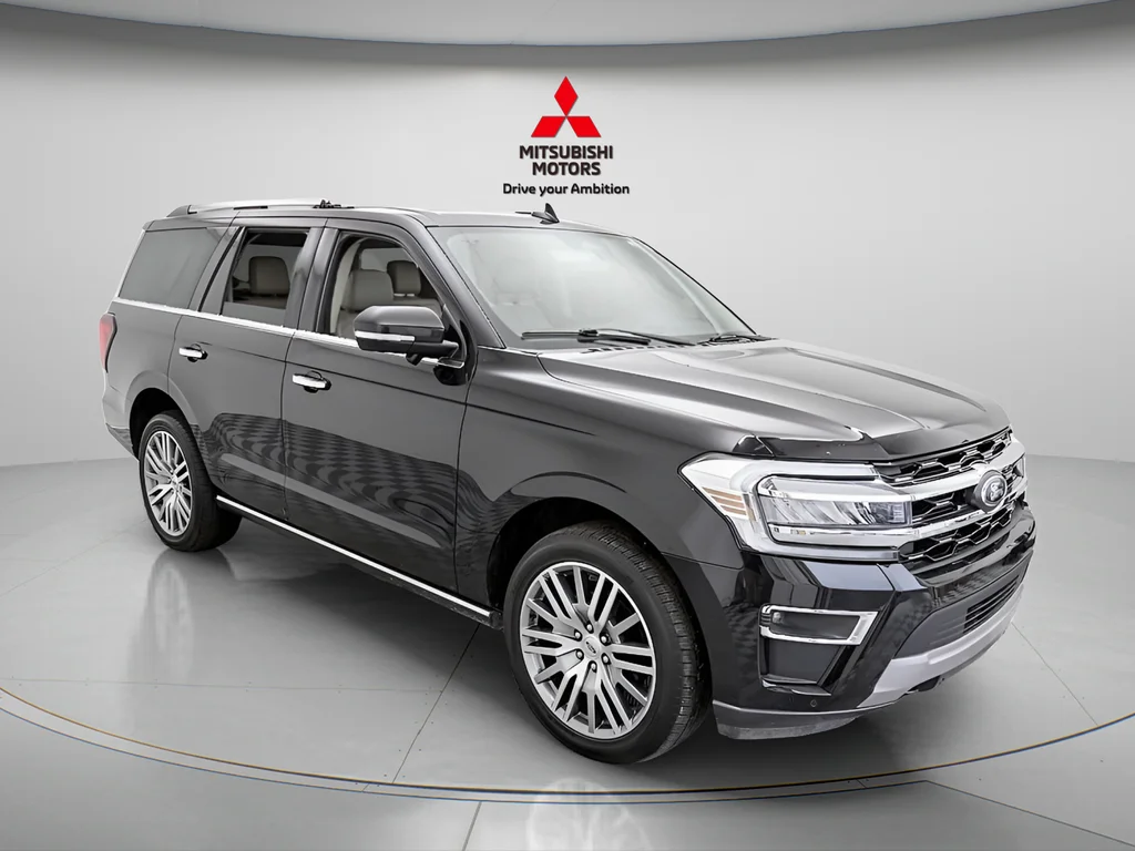 Used 2023 Black Metallic Ford Limited image 4