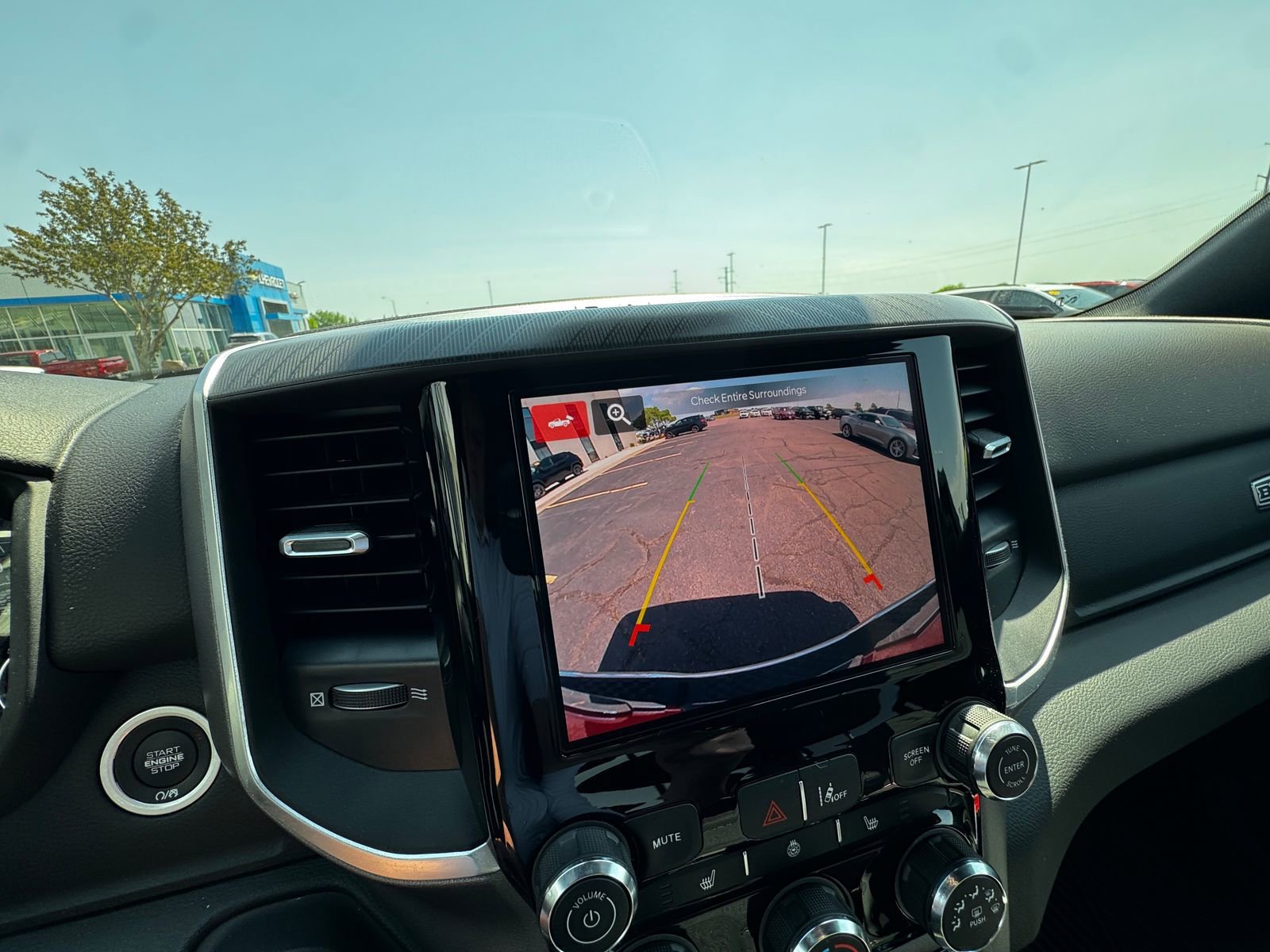 Used 2025  Ram Big Horn image 17