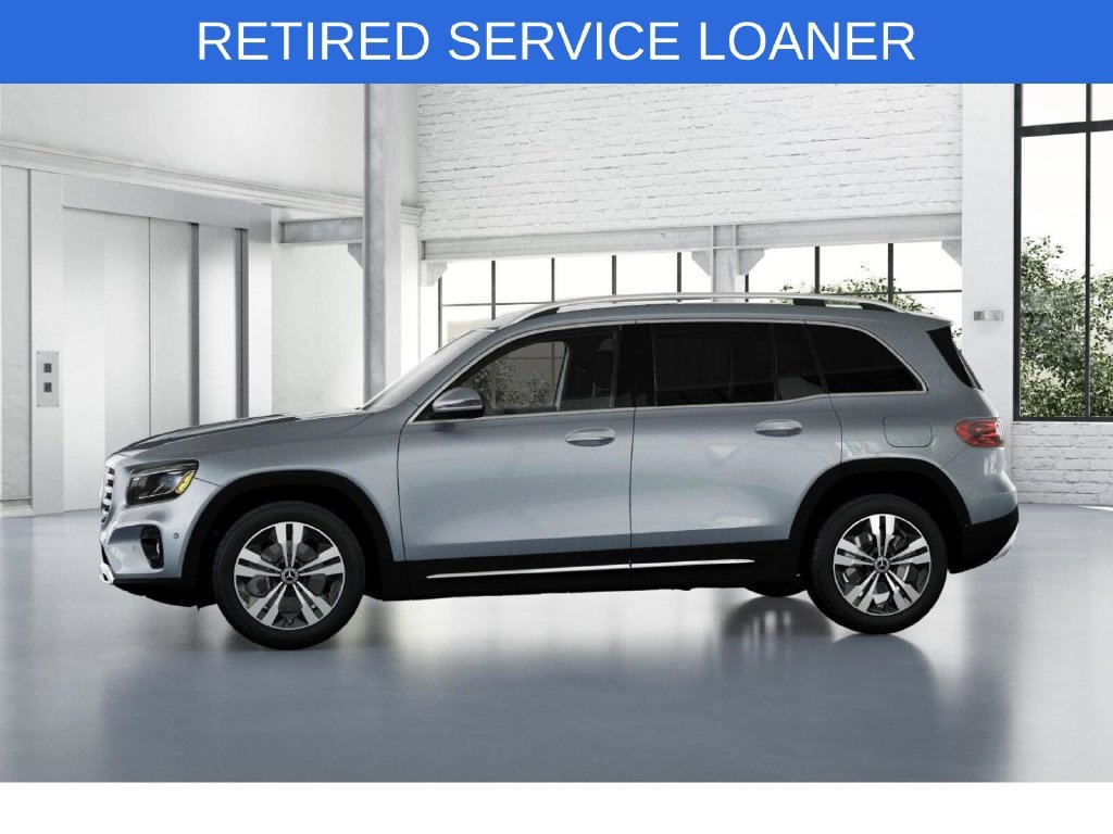 Used 2026 Silver Mercedes-Benz GLB 250 image 35