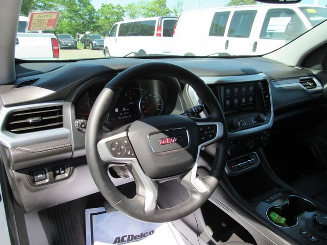 Used 2023 White Frost Tricoat GMC SLT image 13