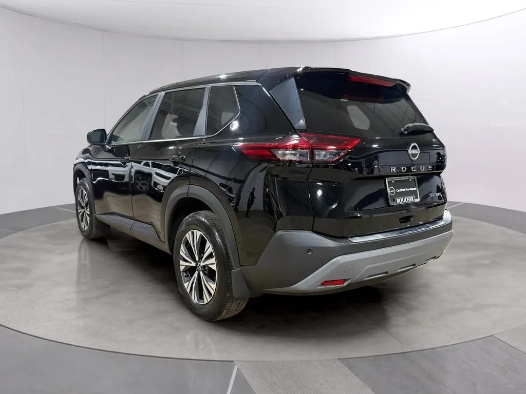 Certified Used 2023 Super Black Nissan SV image 5