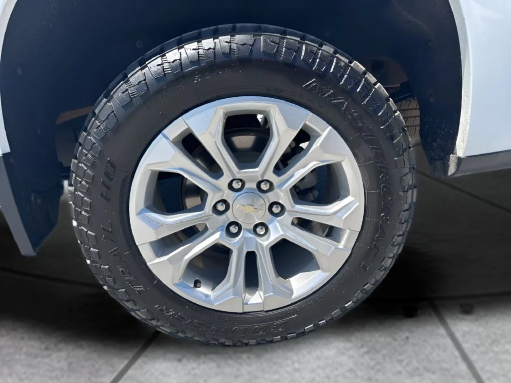 Used 2023 White Chevrolet LTZ image 29