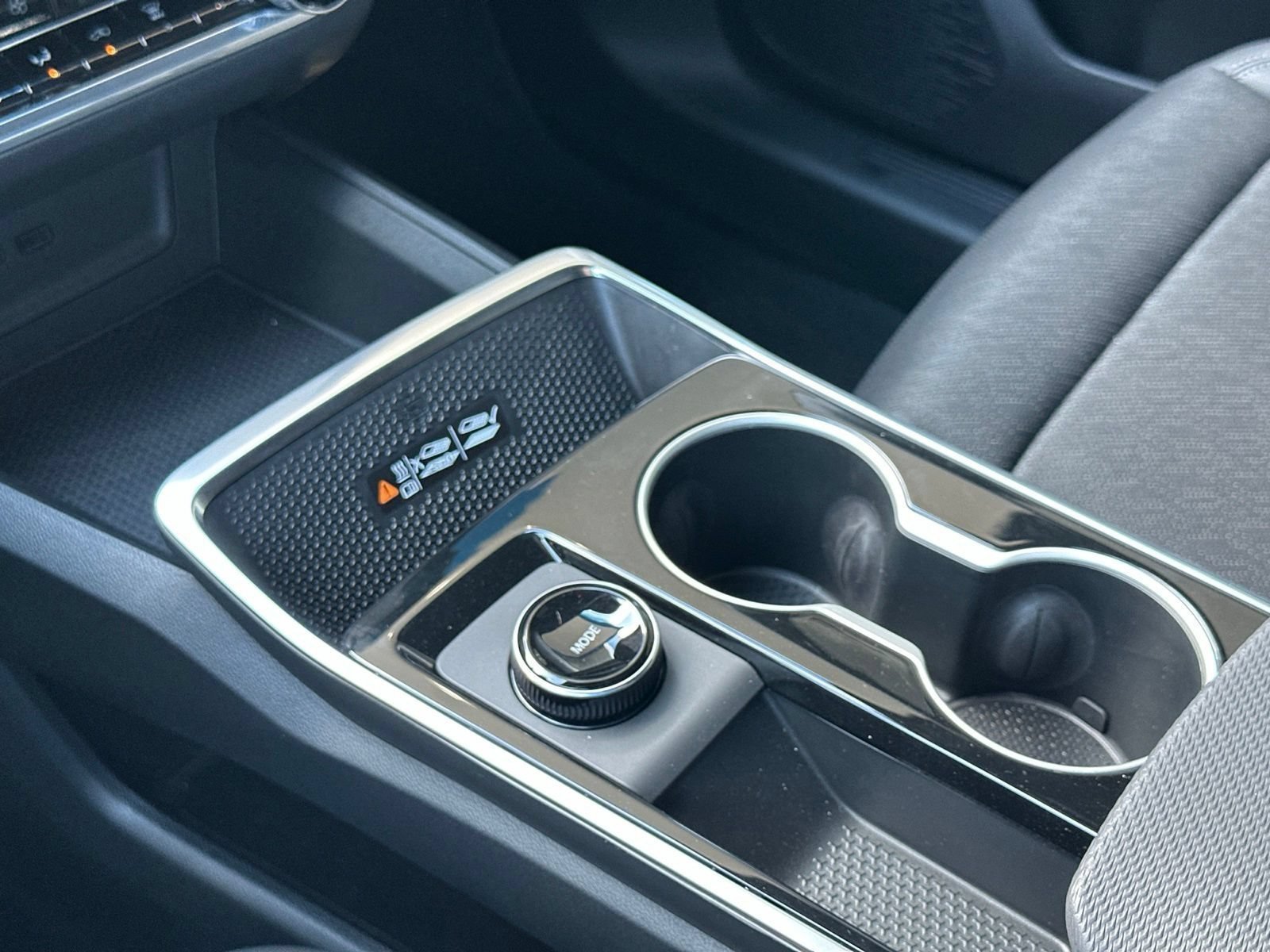 2026 Chevrolet Equinox LT - Photo 27