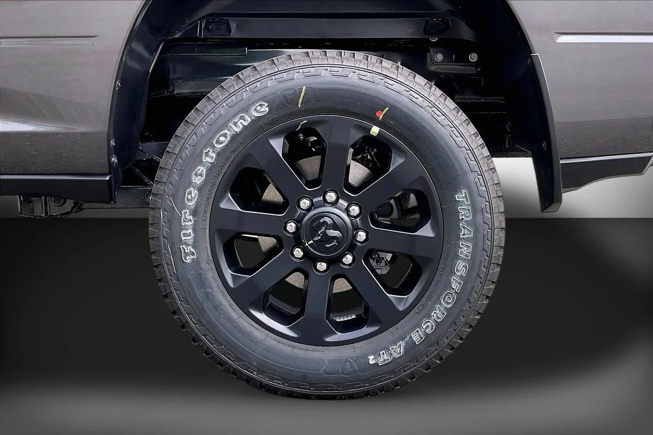 New 2026 Granite Crystal Metallic Clearcoat RAM  image 33