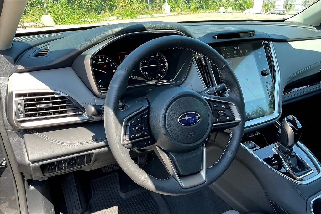 2025 Subaru Outback Limited - Photo 14
