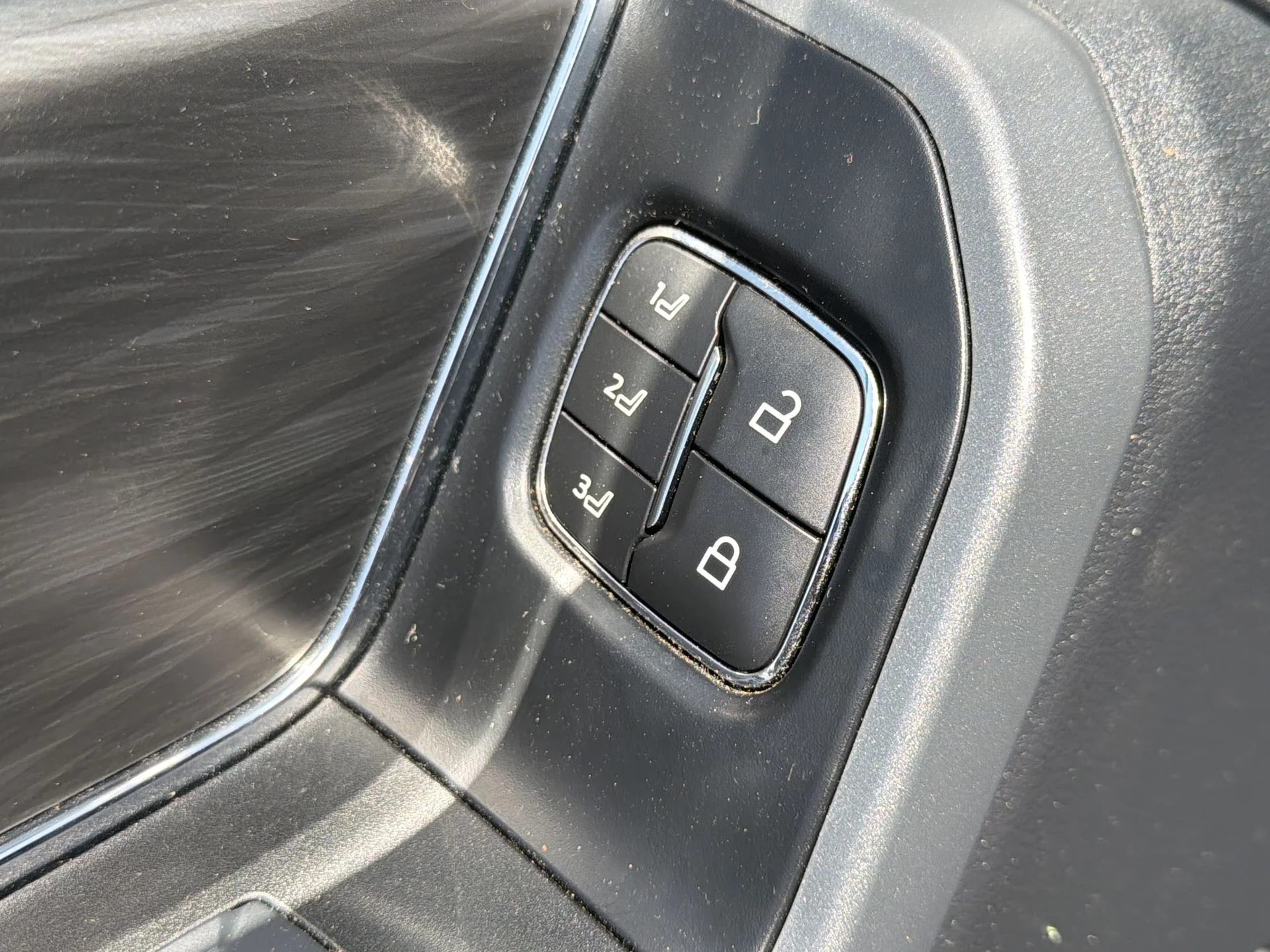 Certified Used 2024 Gray Metallic Ford Lariat image 19