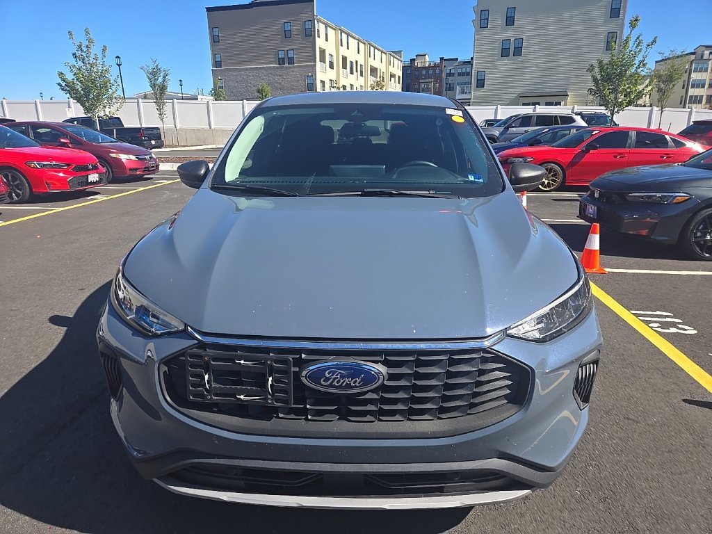Used 2024 Vapor Blue Ford Active image 2