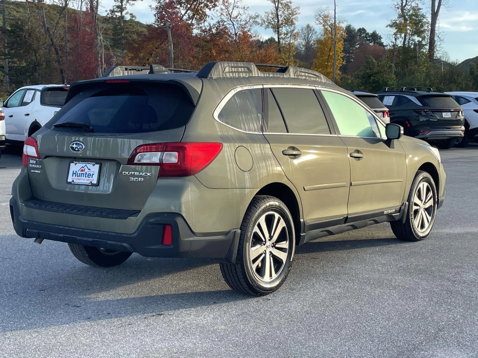 Used 2019 Wilderness Green Metallic Subaru Limited image 29