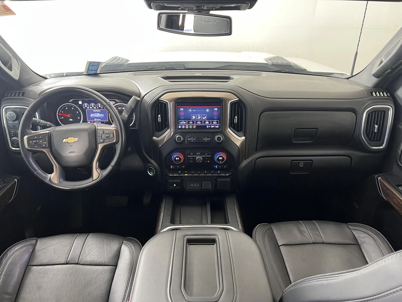Used 2022 SUMMIT WHITE Chevrolet High Country image 20