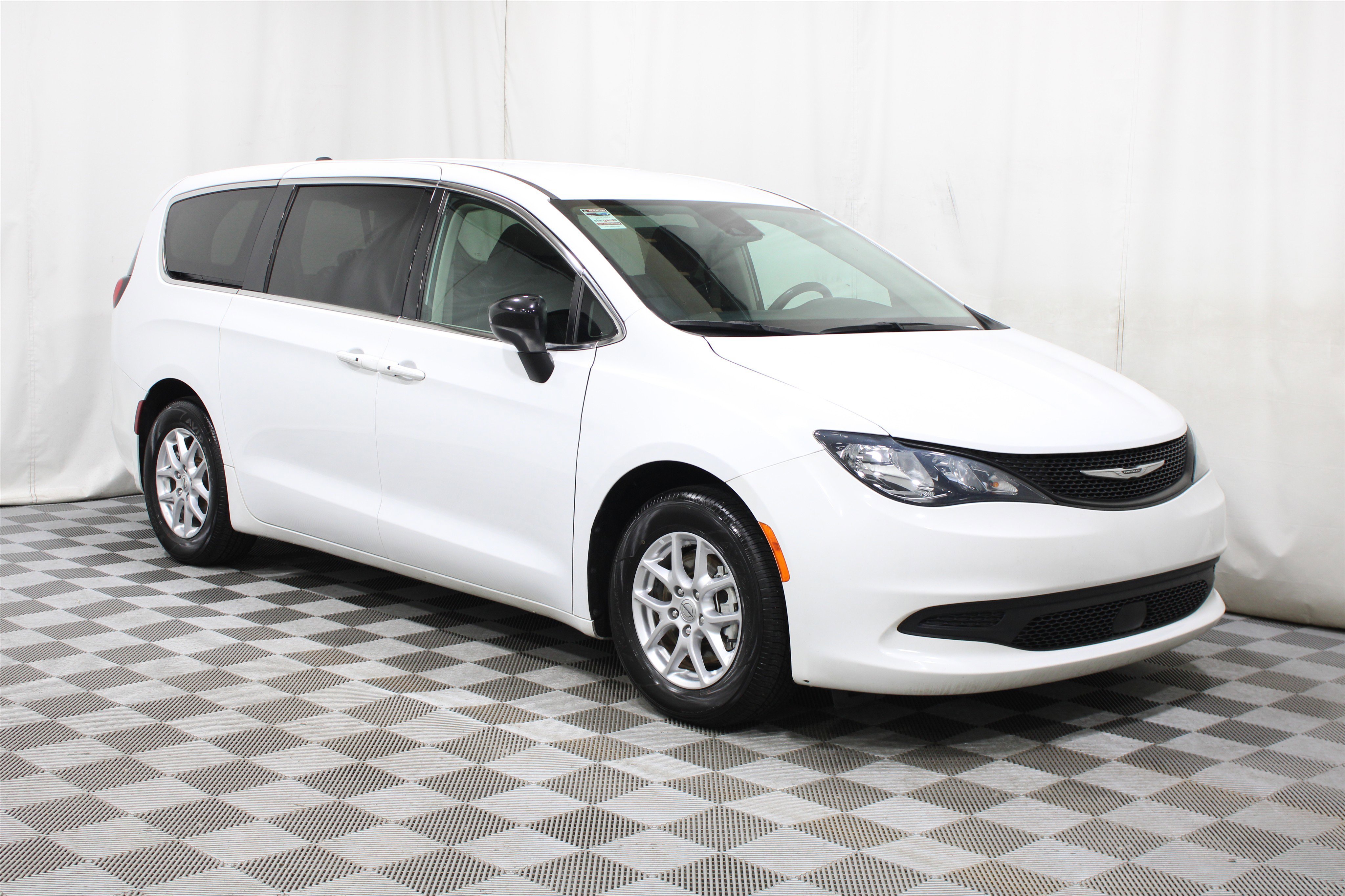 Used 2024 Bright White Clearcoat Chrysler LX image 1