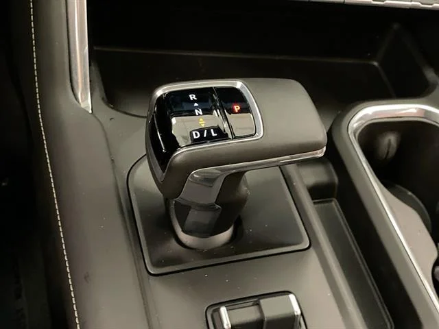 Used 2025 Sterling Metallic GMC Denali Ultimate image 16