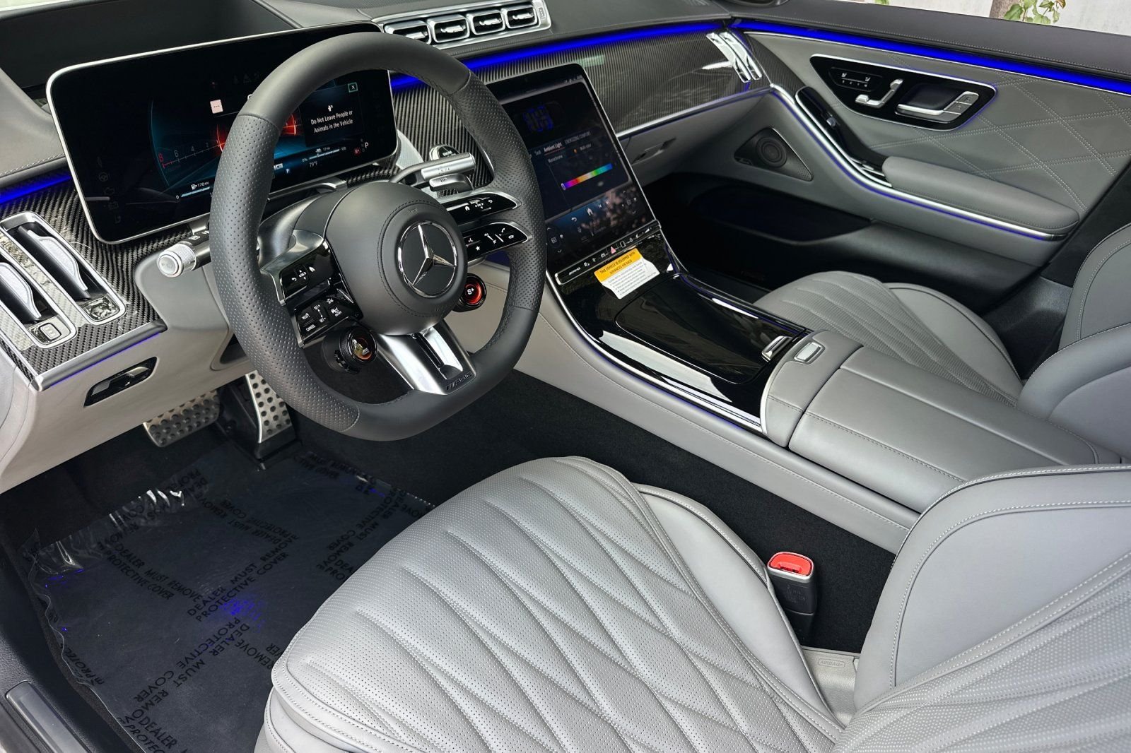 New 2026 MANUFAKTUR Moonlight White Metallic Mercedes-Benz S 63 E AMG® image 16