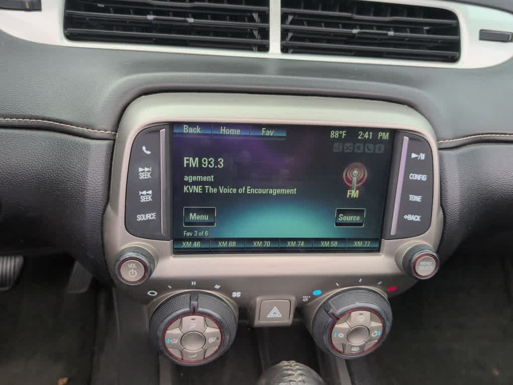 Used 2015 Silver Ice Metallic Chevrolet LT image 10