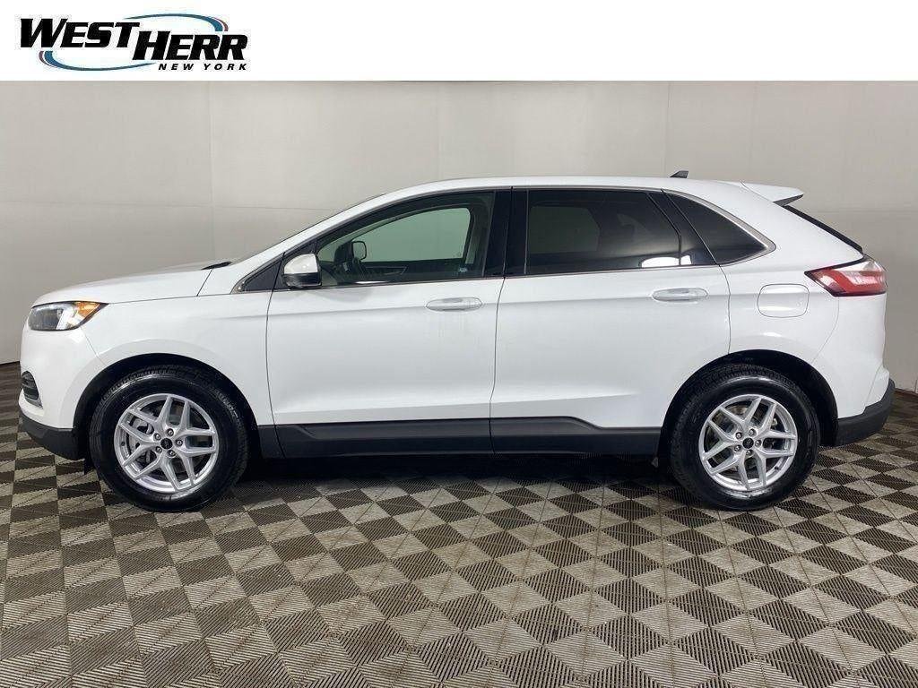 Used 2024 Oxford White Ford SEL image 53