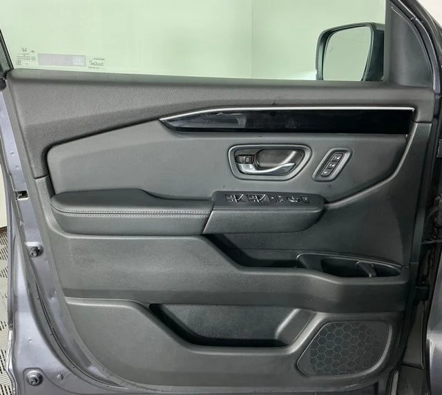 Used 2024 Modern Steel Honda EX-L image 12