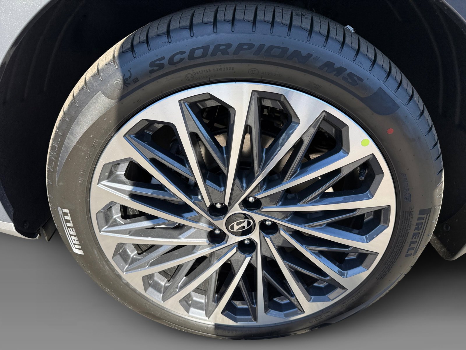 New 2026 Ecotronic Gray Pearl Hyundai Calligraphy image 9