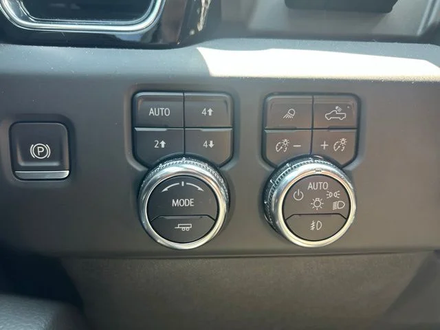 Used 2023 Silver GMC Denali image 14