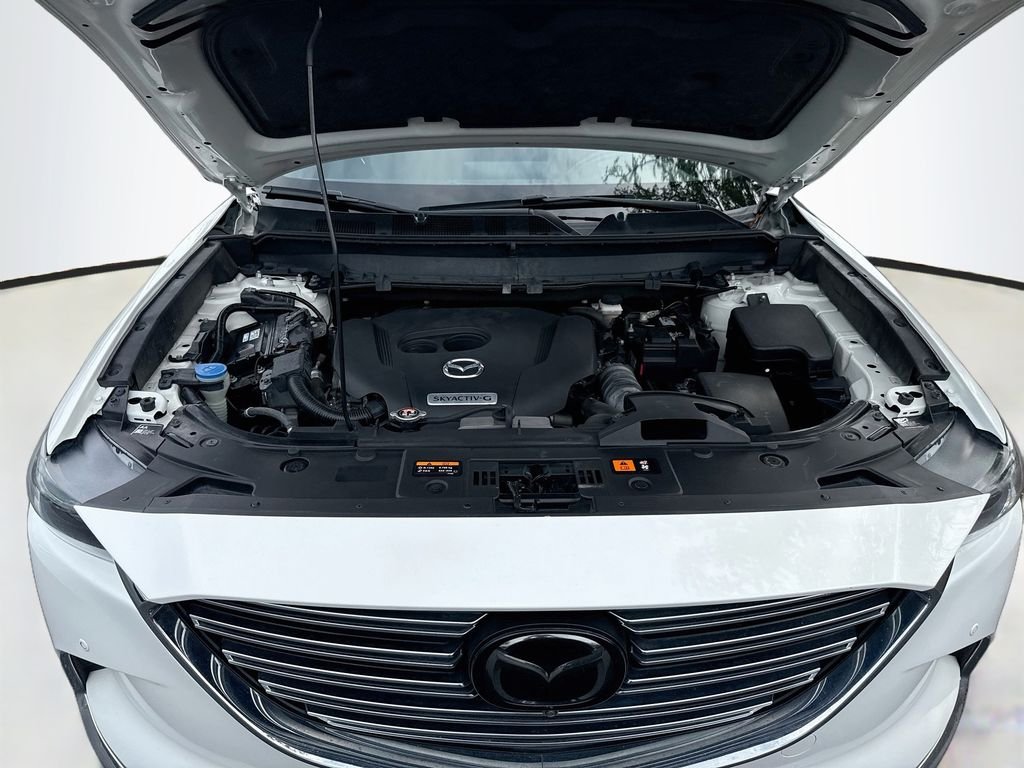 Used 2021 Snowflake White Pearl Mica Mazda Grand Touring image 33