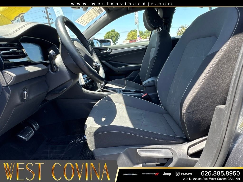 Used 2025 Gray Volkswagen 1.5T Sport image 20