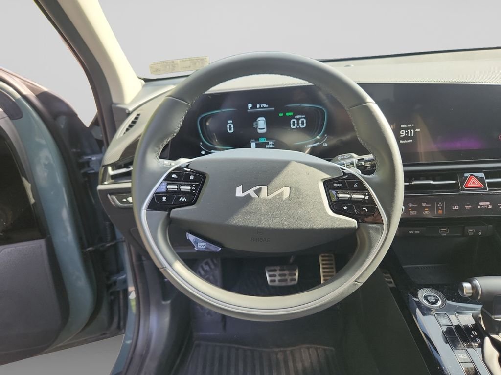 Certified Used 2023 Green Kia EX Touring image 13