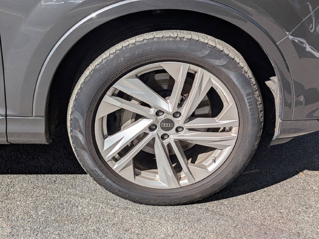 Used 2023  Audi 45 Premium image 9