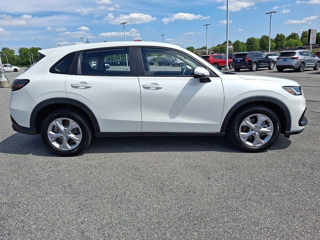 Used 2024 White Honda LX image 8